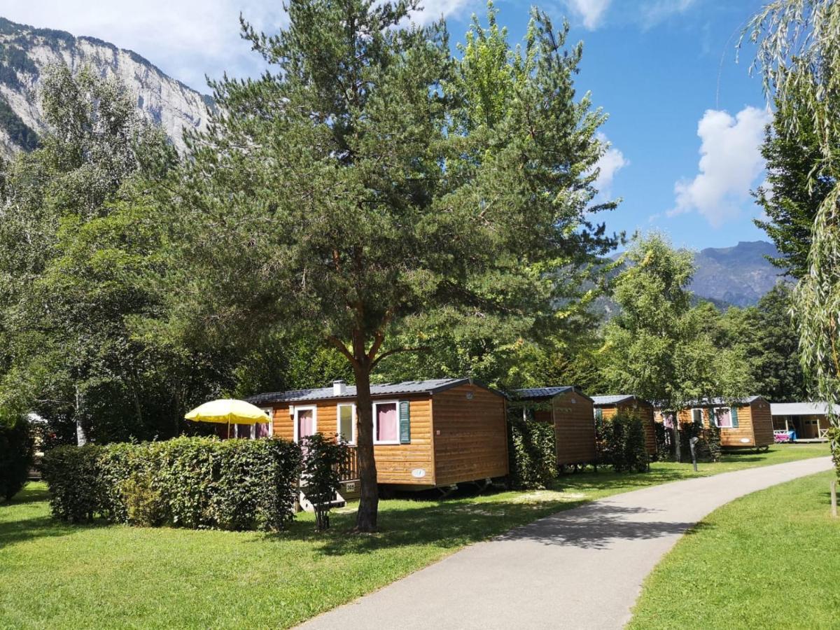 Le Bourg-dʼOisans Camping Le Colporteur酒店 外观 照片