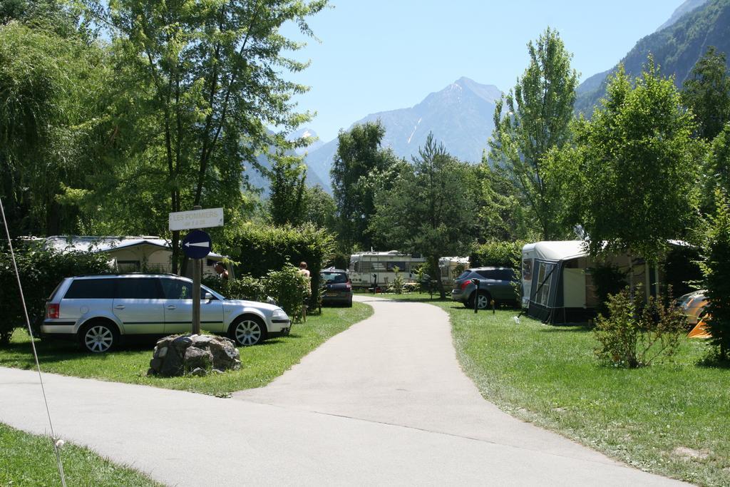 Le Bourg-dʼOisans Camping Le Colporteur酒店 外观 照片