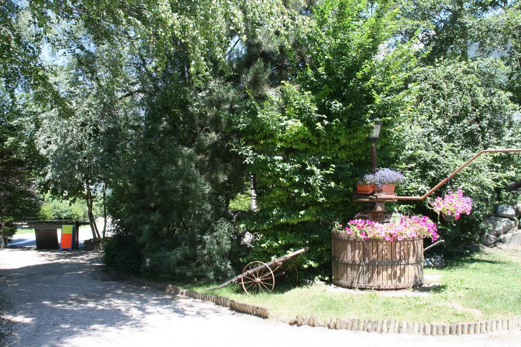 Le Bourg-dʼOisans Camping Le Colporteur酒店 外观 照片