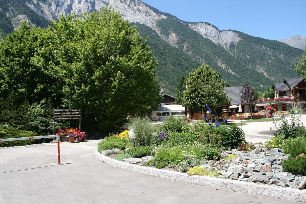 Le Bourg-dʼOisans Camping Le Colporteur酒店 外观 照片