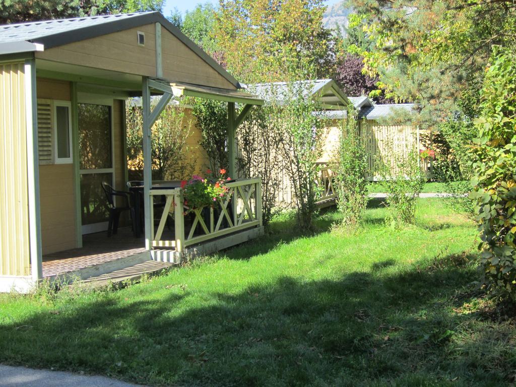 Le Bourg-dʼOisans Camping Le Colporteur酒店 外观 照片